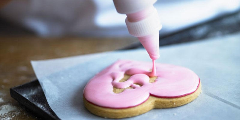 How to Flood Cookies with Royal Icing